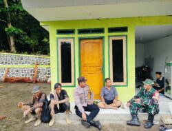 Kompak Komsos Itu Yang Dilakukan Babinsa Dan Bhabinkamtibmas Desa Bantarkalong