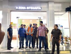 Diduga Akibat Korupsi, Kepala Desa Ciwaringin Ditangkap Kejari Cirebon